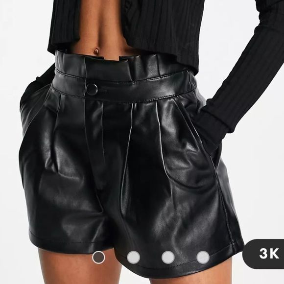 Miss Selfridge faux leather waist detail short in black Petite 2 NWT in packag - Picture 2 of 7
